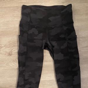 Lululemon fast and free high-rise crop 23”, Heritage 365 Camo Deep Coal Multi